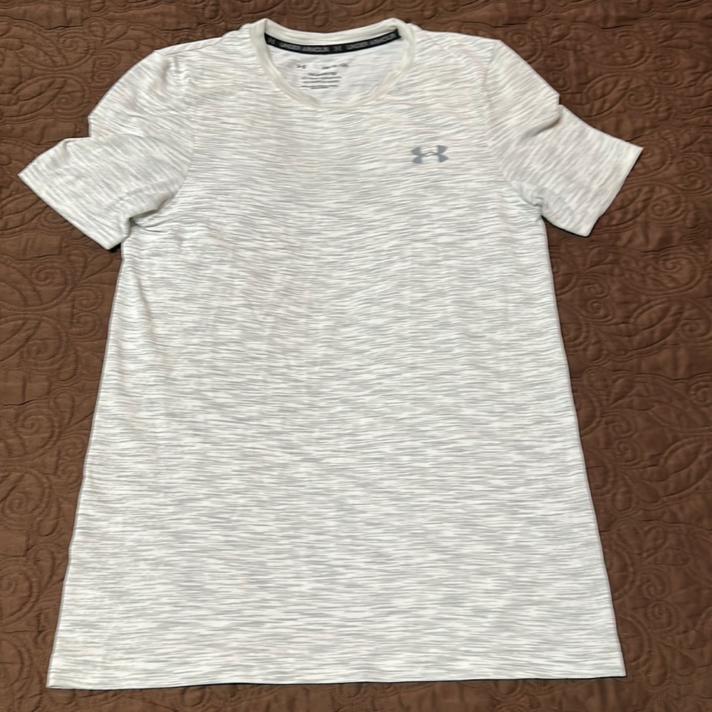 MENS under armour vanish tee sz small